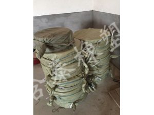防溢裙板